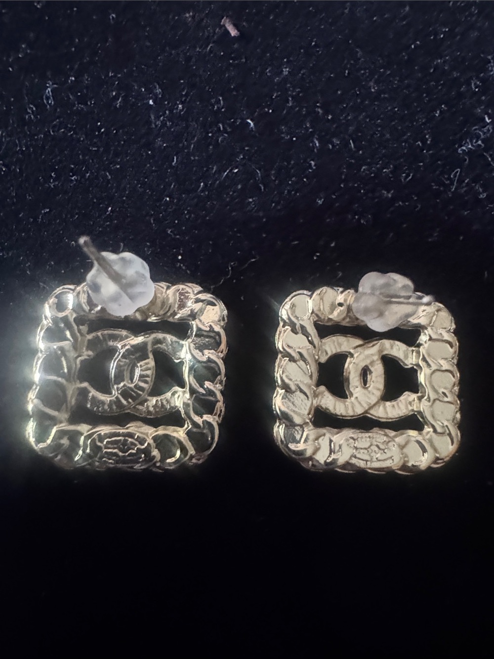 Gold Tone Chain-Frame Logo Stud Earrings - Designer Style - Picture 4 of 4